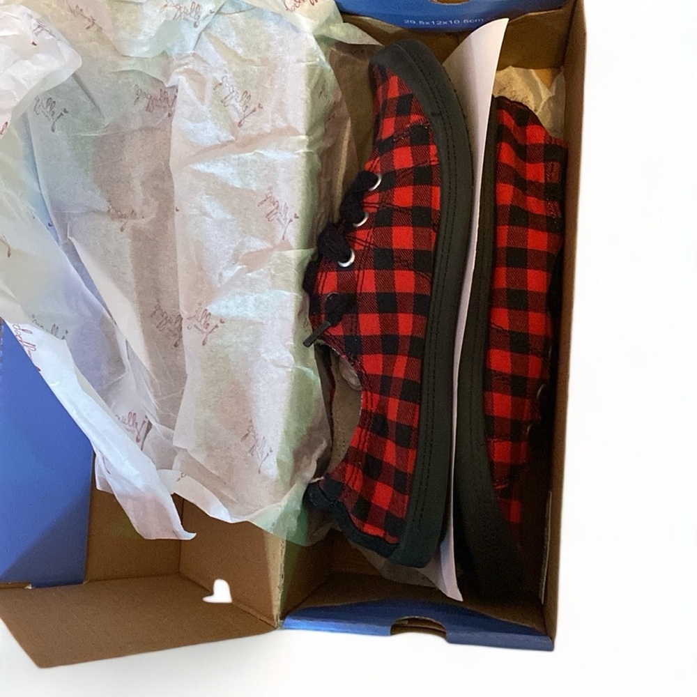 Jelly Pop Black/Red Gingham Lace Up Dallas Sneaker “SOLD-OUT” - Picture 8 of 8